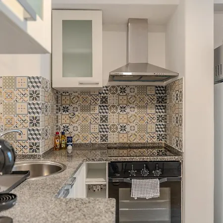 Apartament Chiado Meets Bairro *