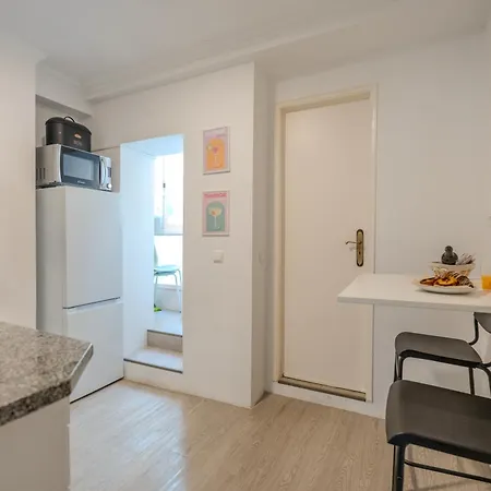 Apartamento Chiado Meets Bairro *