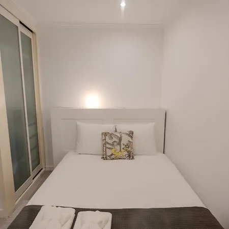 Chiado Meets Bairro * Lissabon